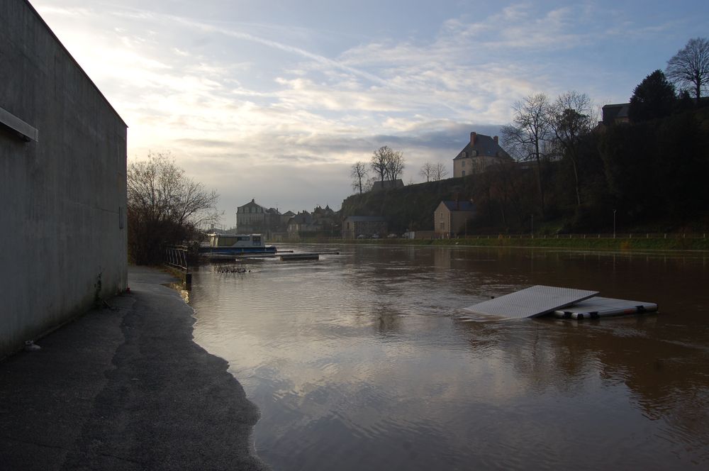 121221-hautes-eaux-chateau-gontier (15)