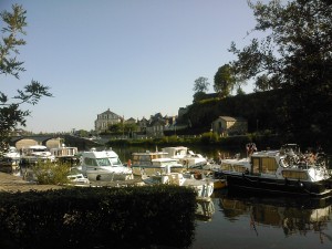 24 juillet 2012 port de plaisance de Château-Gontier